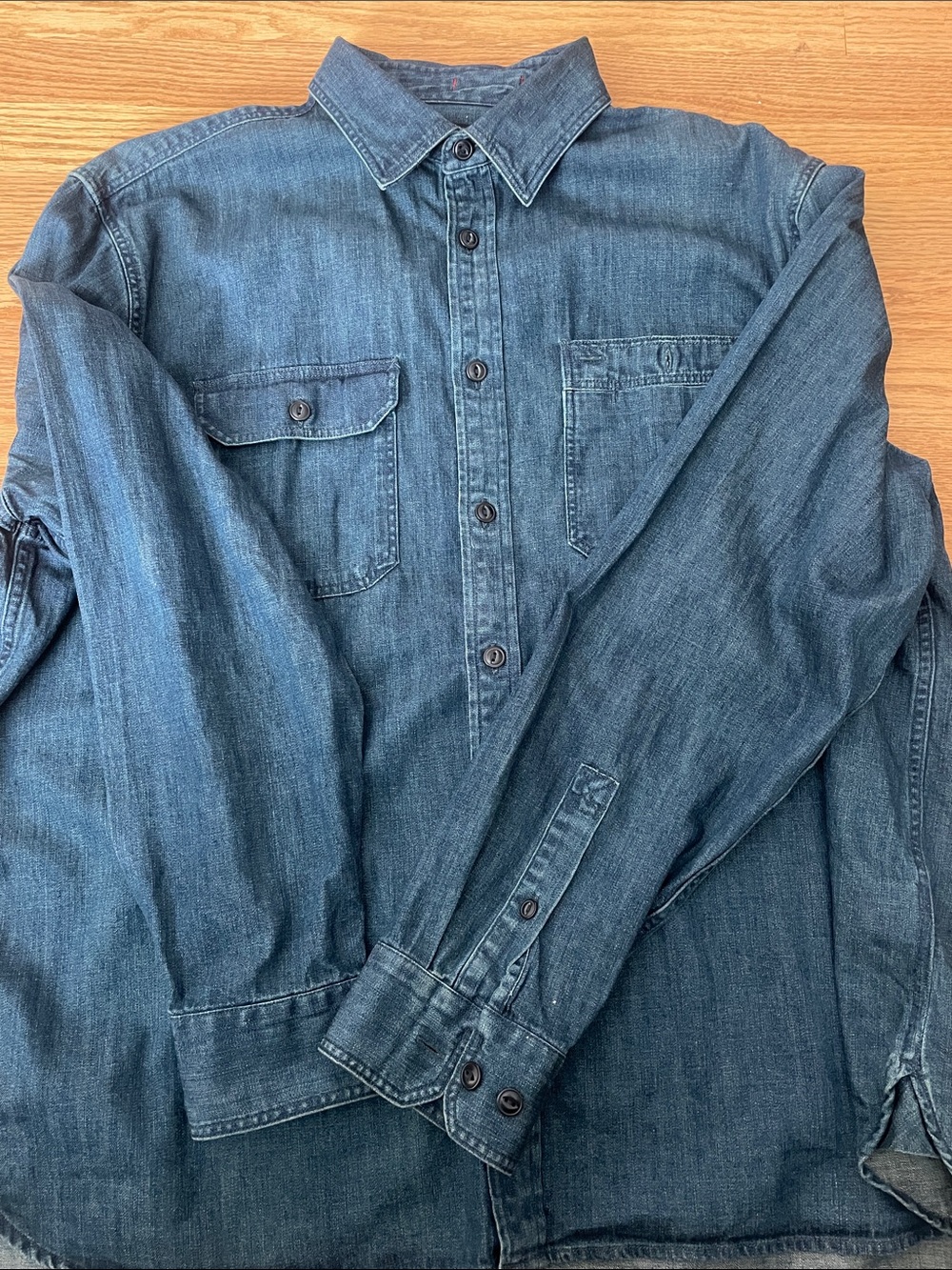 Banana Republic Factory Men's Denim Button-Down Shirt - Blue